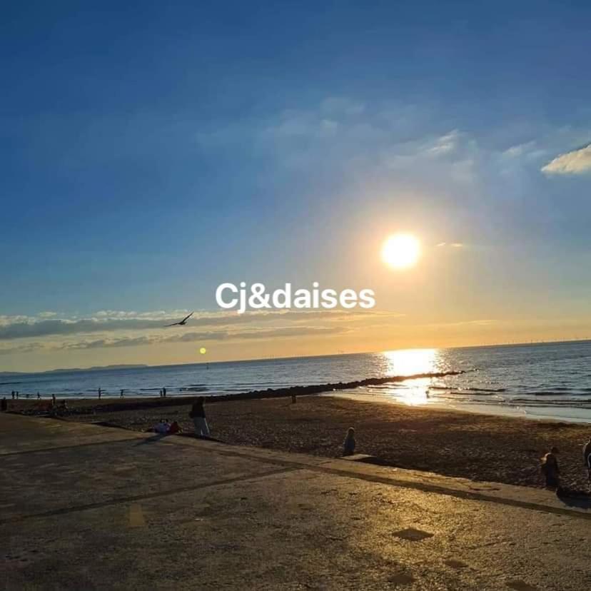 Cj & Daisies Holiday Home プレタティン エクステリア 写真
