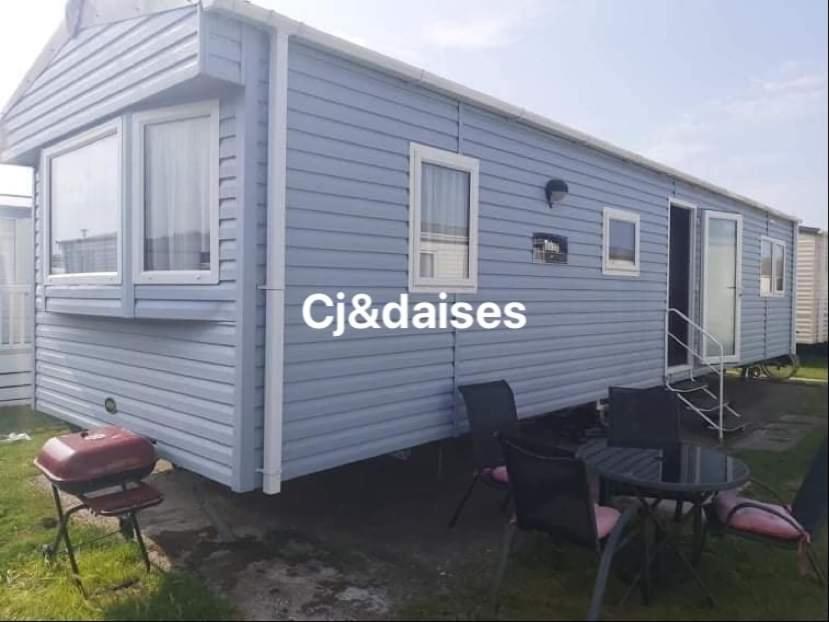 Cj & Daisies Holiday Home プレタティン エクステリア 写真